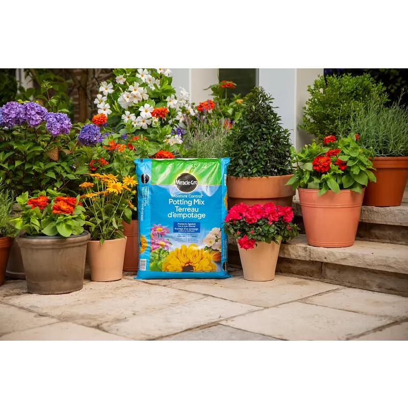 Moisture Control Potting Mix image number 2.0