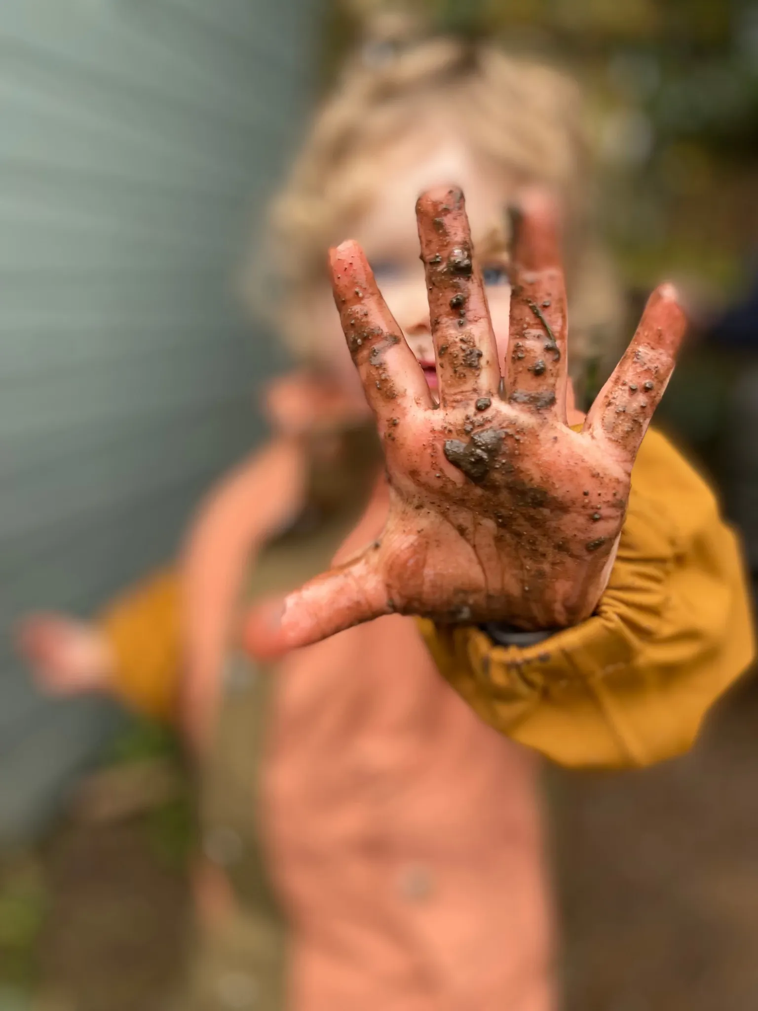 Muddy Hand