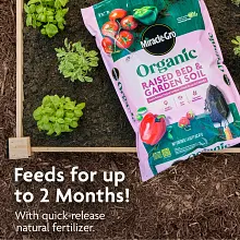 Miracle-Gro Organic&trade; Raised Bed & Garden Soil Image 4