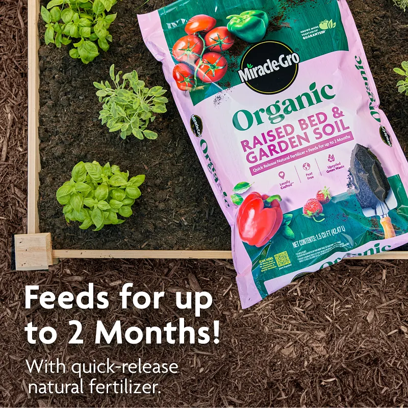 Miracle-Gro Organic&trade; Raised Bed & Garden Soil Image 4