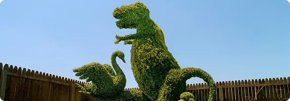 Animal tree sculpture