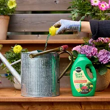 Quick Start&reg;+ Planting & Transplant Solution image number null