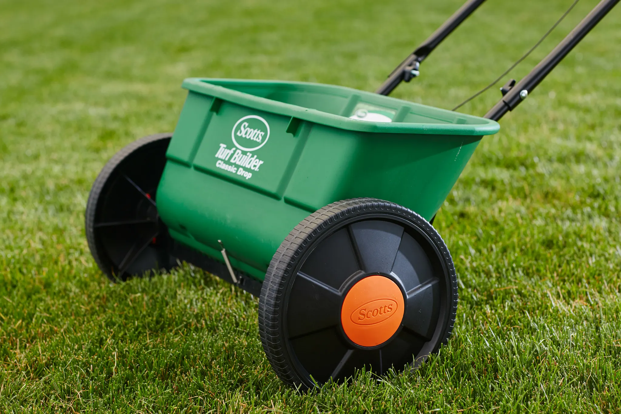 A drop spreader