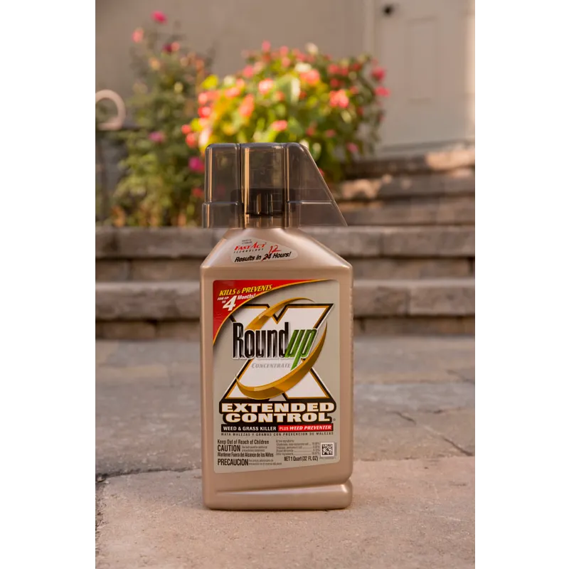 Roundup&reg; Concentrate Extended Control Weed & Grass Killer Plus Weed Preventer II image number 2.0