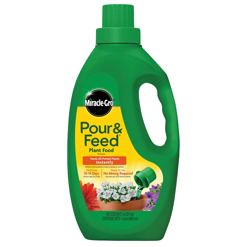 Miracle-Gro&reg; Pour & Feed Plant Food image number 1.0