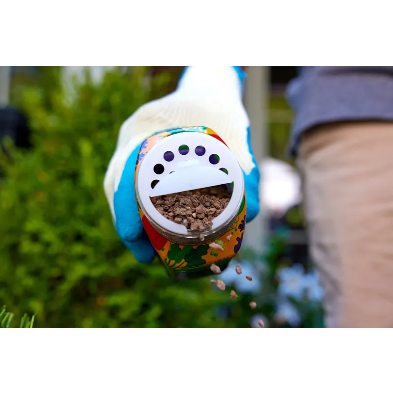 Organics Plant Food Granules for Vegetables & Herbs image number 4.0