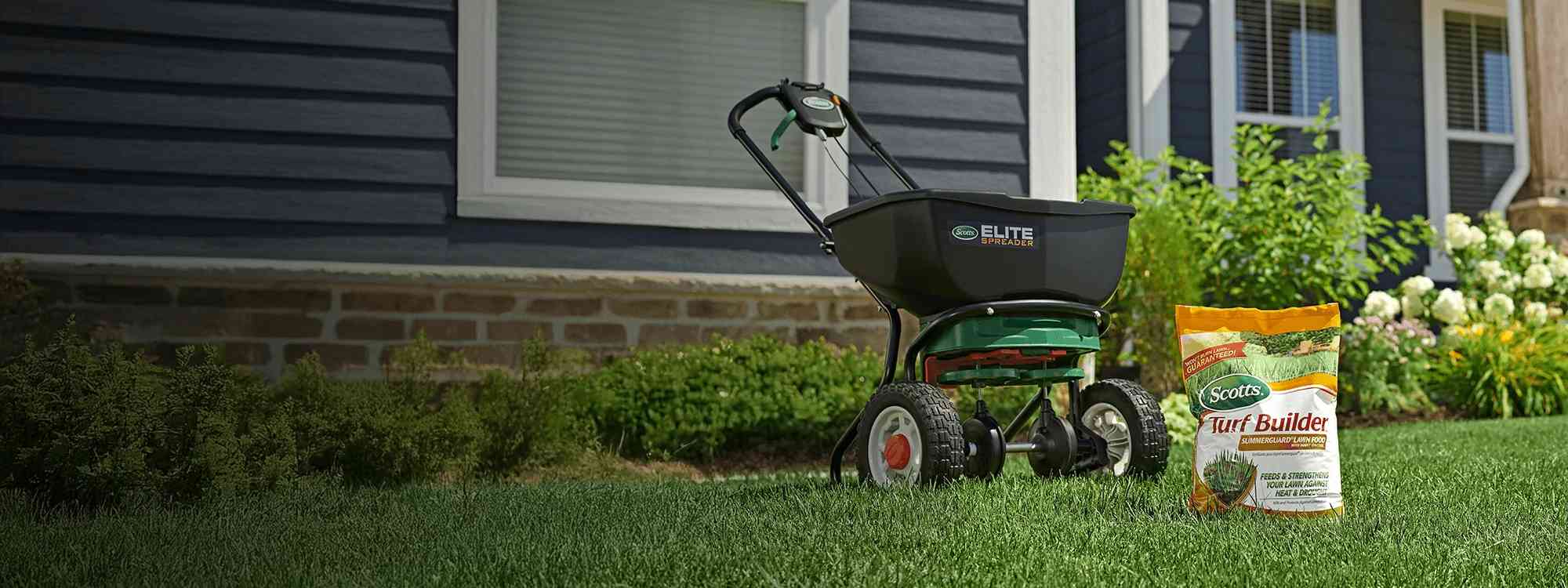 How to Wash a Fertilizer Spreader Without Causing Rust Safely