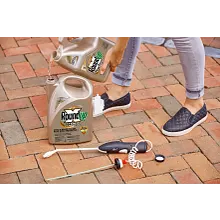 Roundup&reg; Ready-To-Use Extended Control Weed & Grass Killer Plus Weed Preventer II Refill image number null